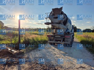 СНТ Шульгинское2_организация фундамента для въездной группы с воротами с использованием малой механизации_1