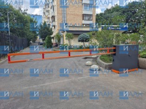 Москва_ул Люсиновская и ул Павла Андреева_шлагбаум откатной антивандальный_3